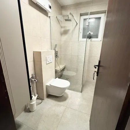 Apartment Visnja *